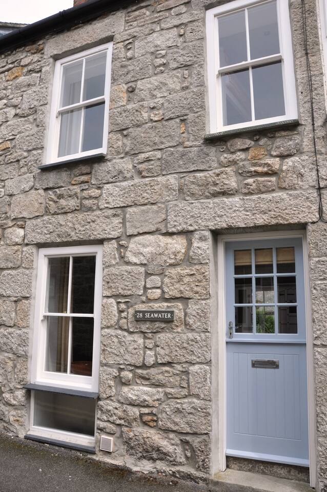 Seawater Cottage St Ives Centre With Parking Cottages For Rent