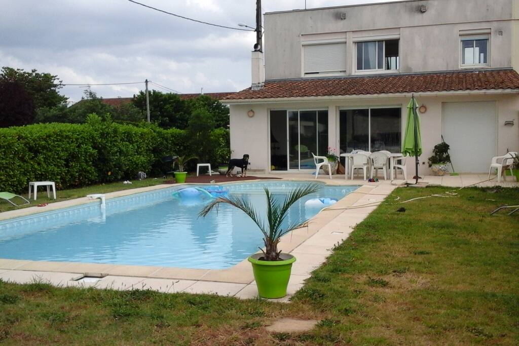 Piscine avec alarme