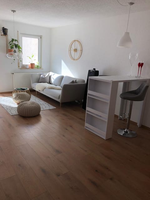 Apt. Lyvia - Tempur+Netflix Homestay