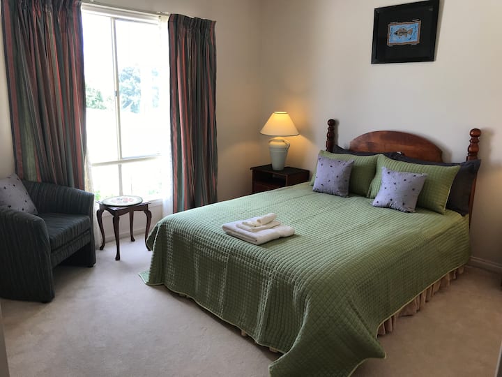 Bulla Holiday Rentals & Homes Victoria, Australia Airbnb