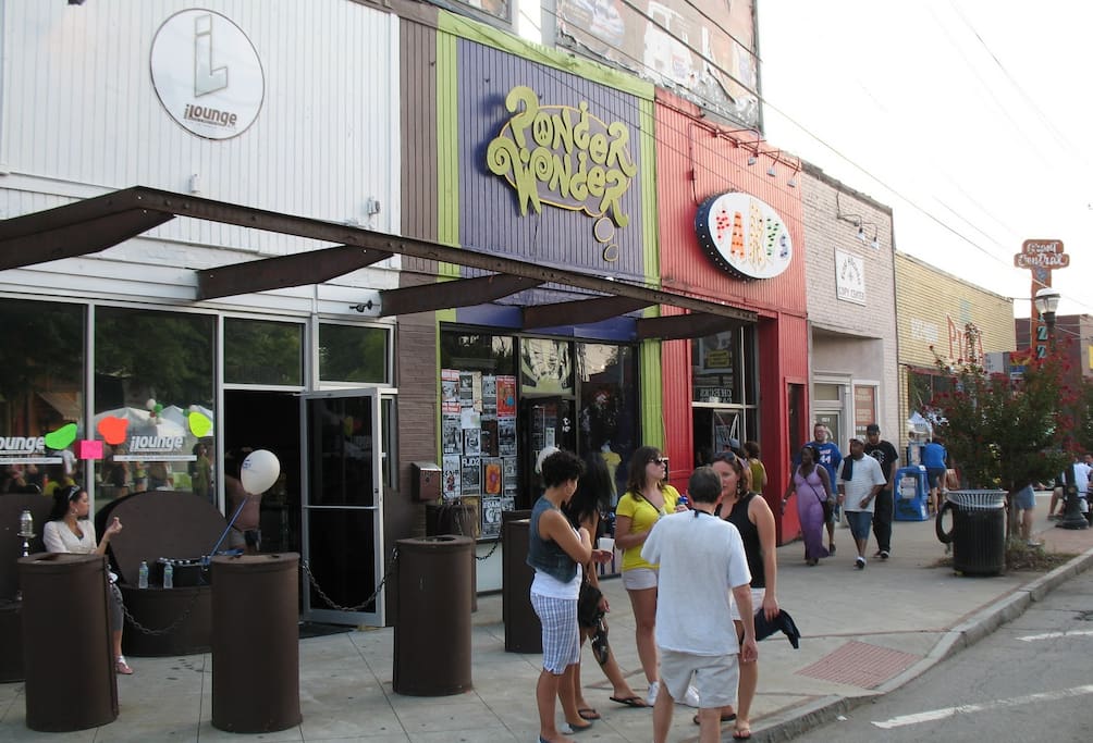 Our home is nestled right in East Atlanta Village. You are within 5 minutes from local shops and restaurants.