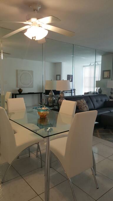 Dining room for 4