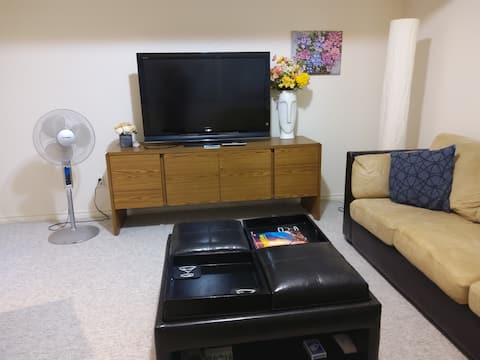 Successful Airbnb property: Comfortable Bright Suite in Coquitlam