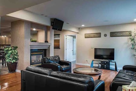 Executive Condo Suites