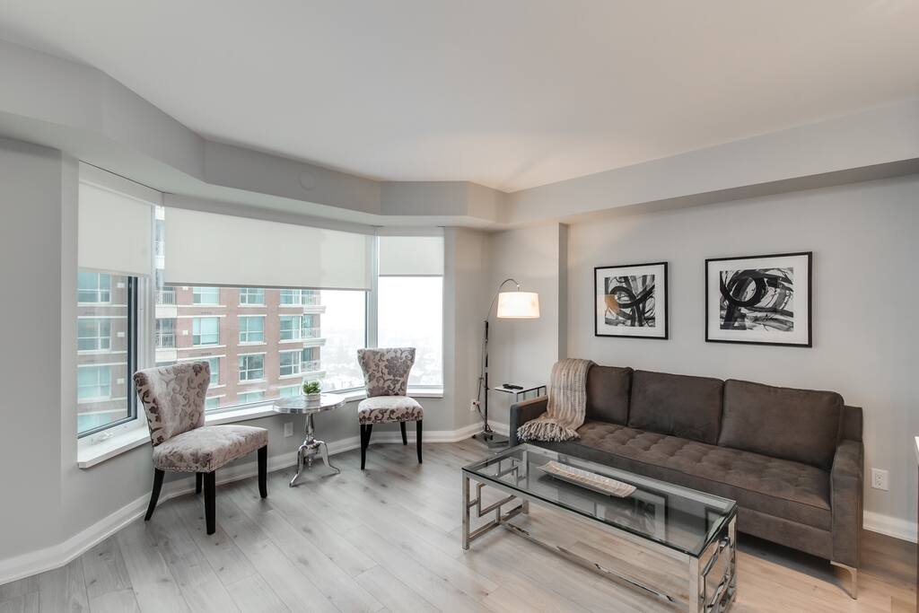 Living room & Kitchen