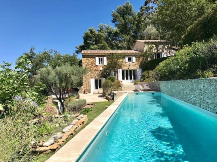 Magnificent " Mas Provençal", Panoramic View - Signes
