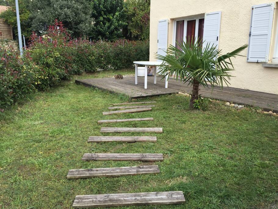 terrasse avec jardin