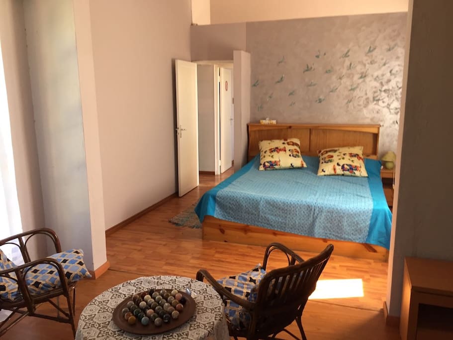 Bedroom with cosy corner