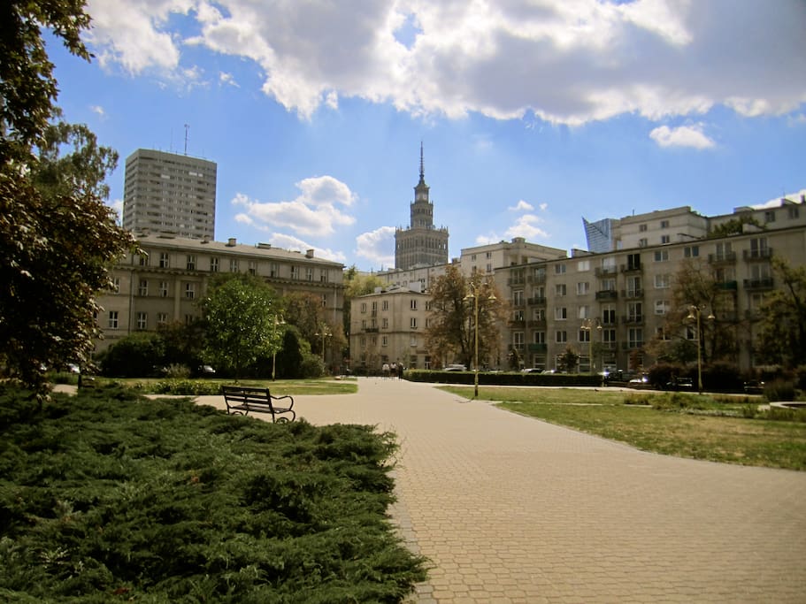 Plac Dąbrowskiego, widok na Pałac Kultury