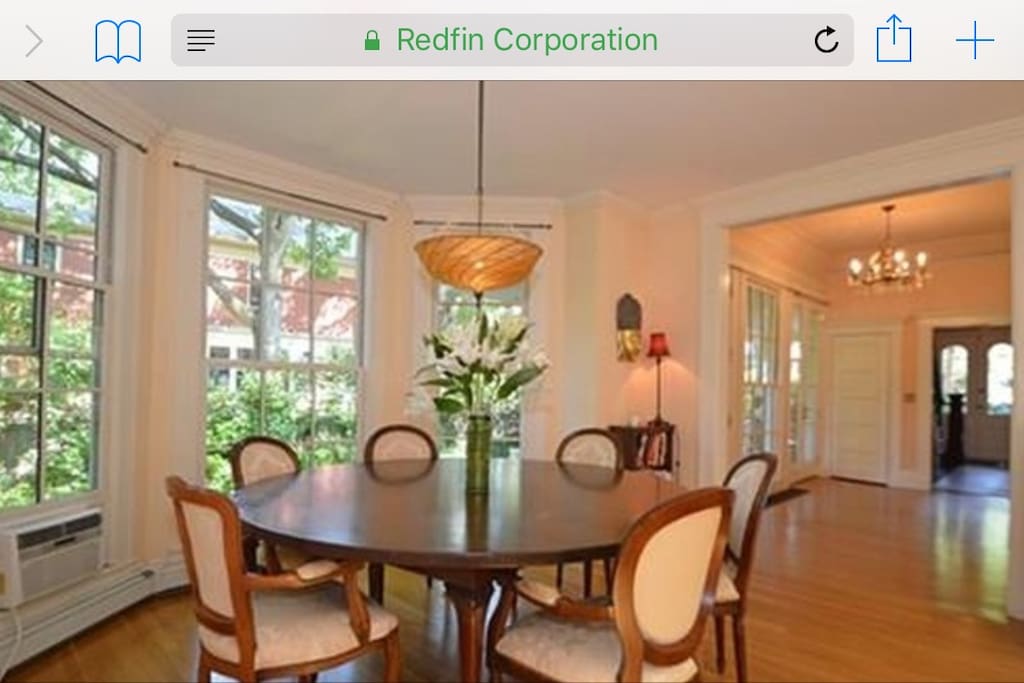 Beautiful round table.