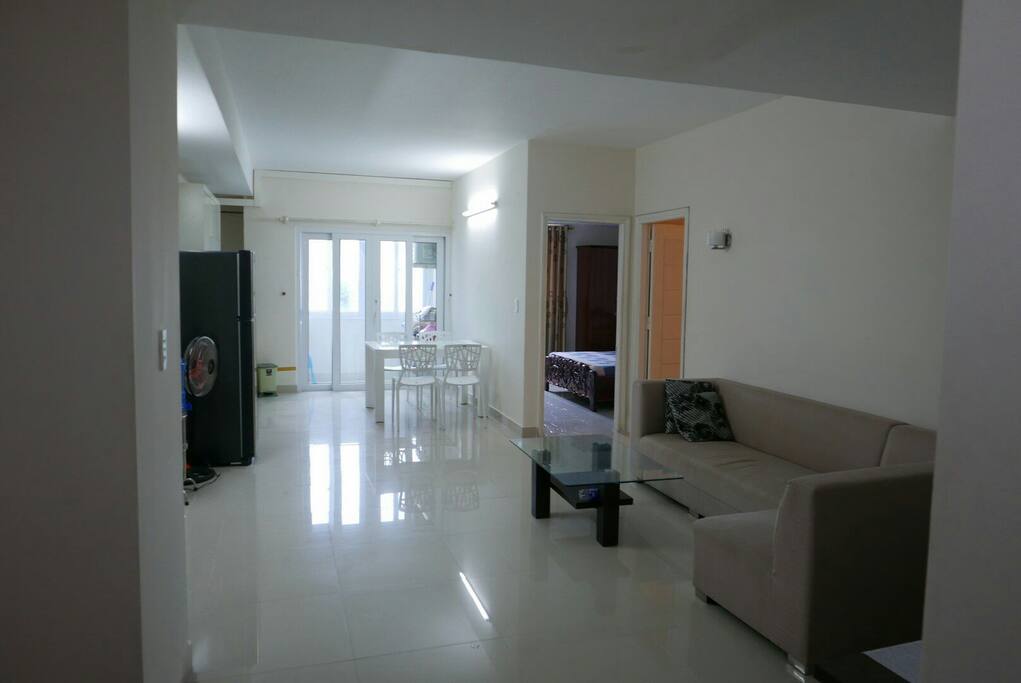 Wiew Living room to Kitchen & Balcony