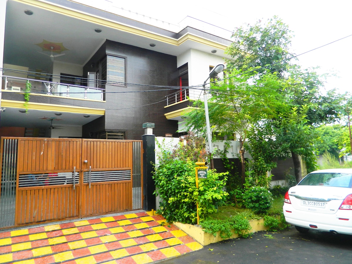 Nathu Chahal Vacation Rentals & Homes - Punjab, India | Airbnb Nathu Chahal Vacation Rentals & Homes - Punjab, India | Airbnb