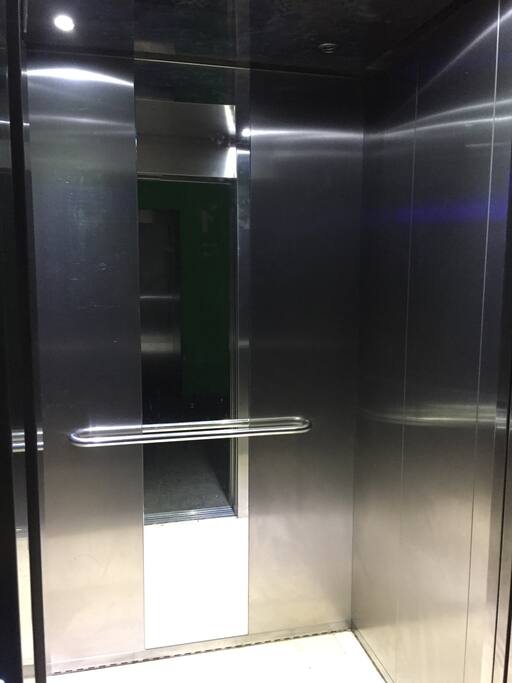 2 elevators