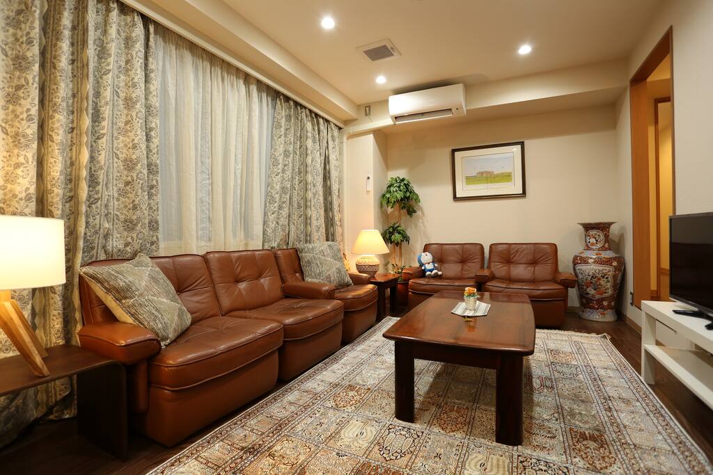 Please make a relax time yourself at Lounge 3 at 3rd Fl.