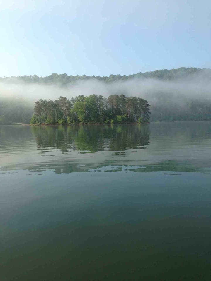 Norris Lake Holiday Rentals & Homes Tennessee, United States Airbnb