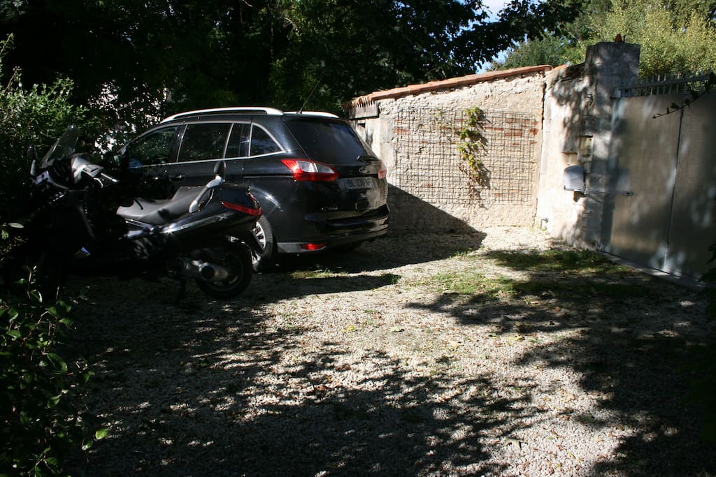 Parking 2 voitures