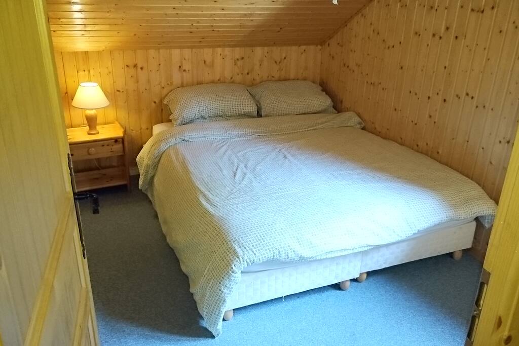 upstairs double bedroom