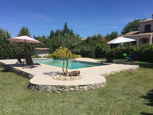 Rencontre gay paray le monial