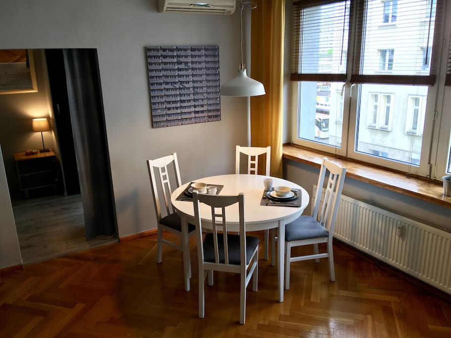Salon, część jadalna / Living room, dining corner