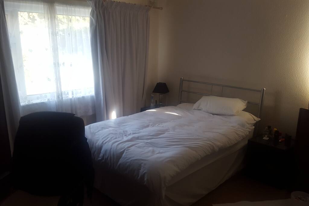 Large Double Bedroom With Garden View