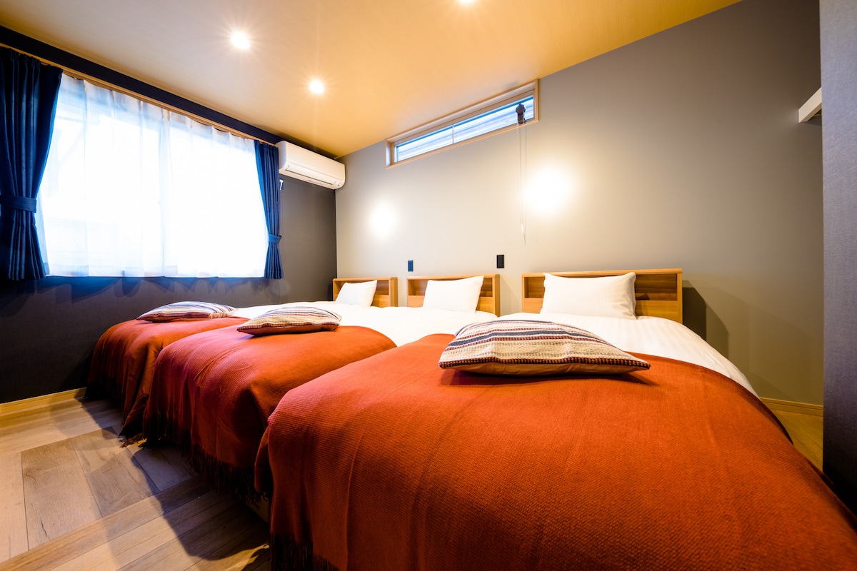 غرفة النوم 2