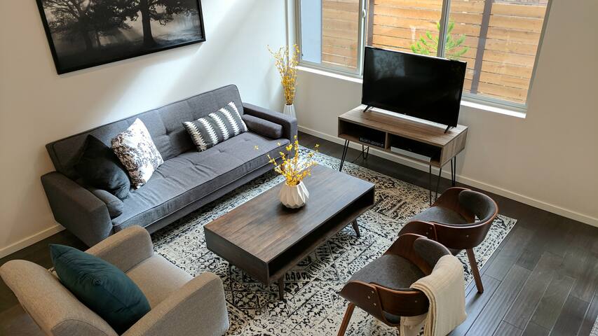 ⭐ Rooftop Views of the Space Needle, Sound, & City gallery image 2