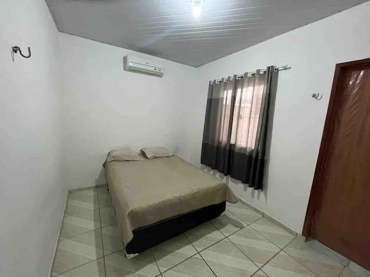 ห้องพักมีเตียงตามความต้องการของผู้เข้าพักและสามารถขอจัดรูปแบบใหม่ได้