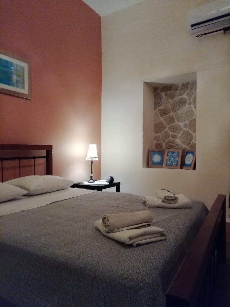 საძინებელი 1