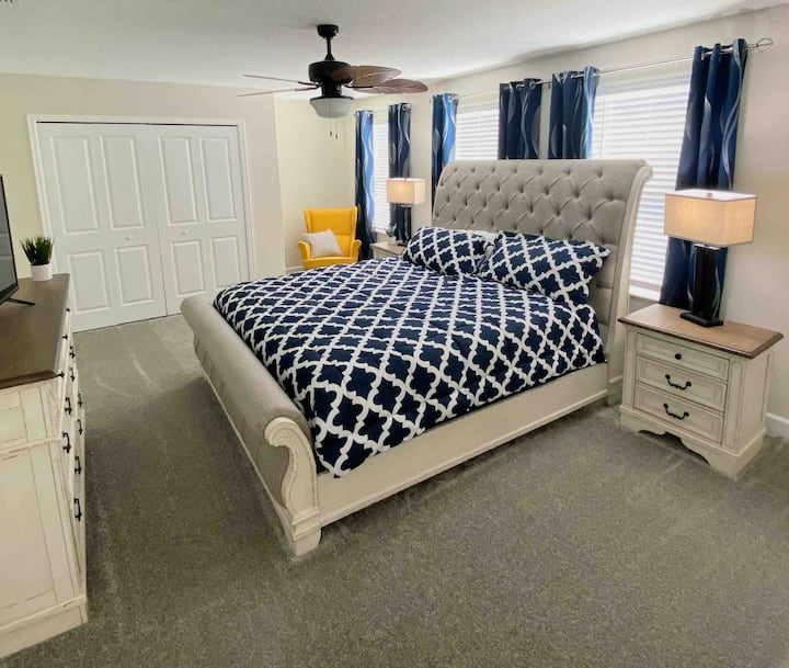 二楼加大双人床套房