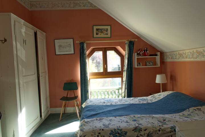 Doppelzimmer (140x190) mit Waschbecken