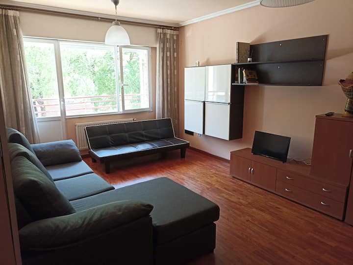 Apartamento Espacioso Con Garaje. - Vitoria-Gasteiz