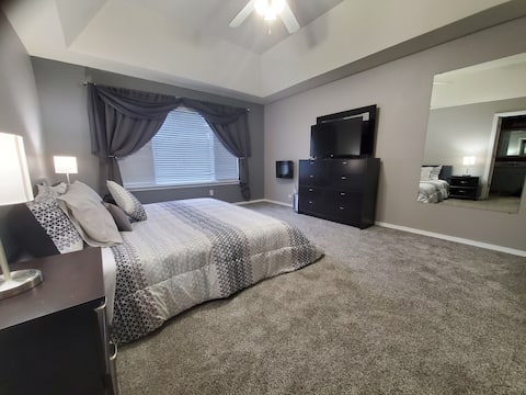 Lovely 4 bedroom, 3 bath residential home
