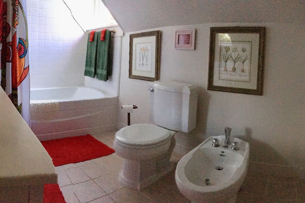 Bathroom outside of Blue Thistle Guest Room