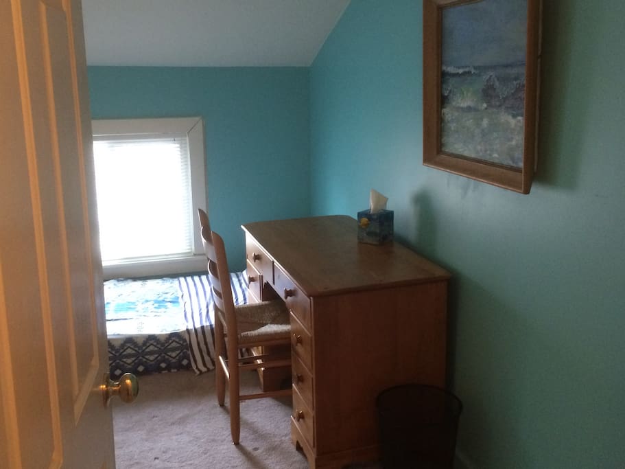 Optional second bed - comfy mattress on floor