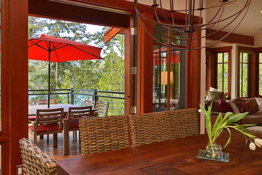 65 Home - Indoor Dining Area