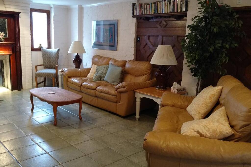 living room, leather sofa and loveseat