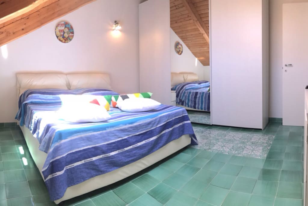 BEDROOM x2 with freewifi, cond.air, electric window ( with remote control ) and Tv