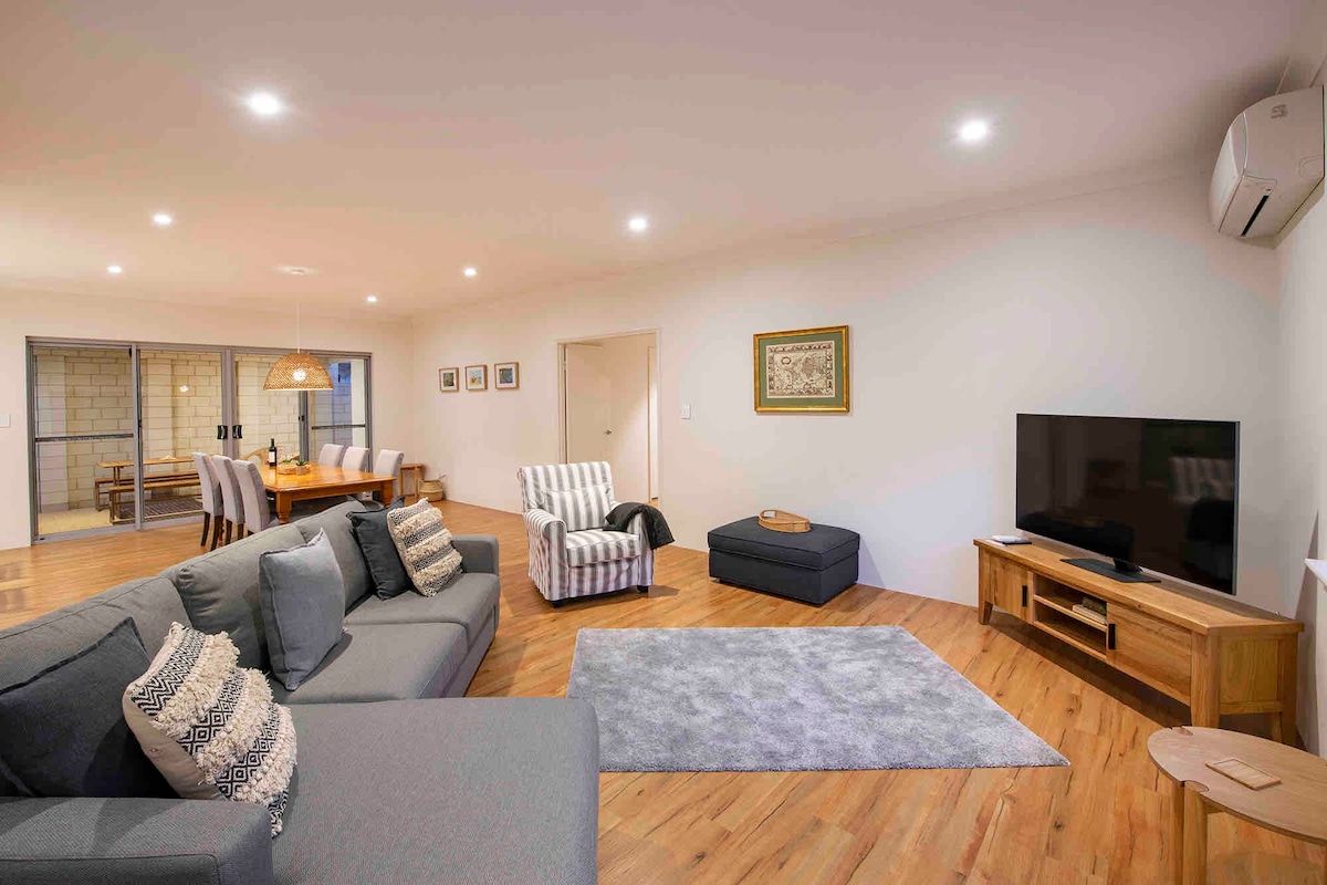 Top Airbnb: Half Moon Bay House Dunsborough in Dunsborough