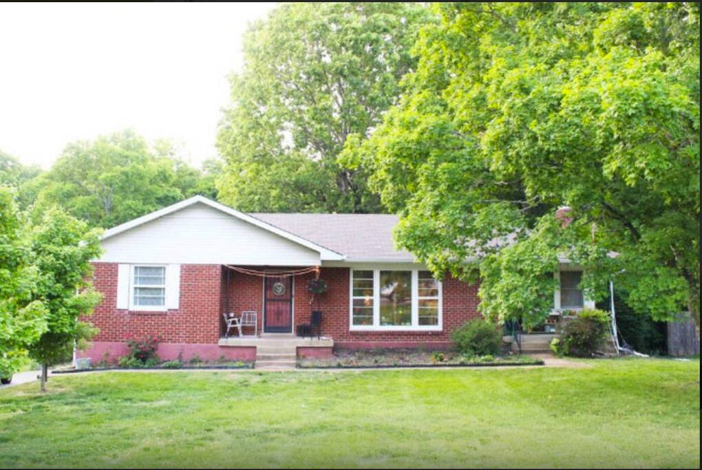 Everyone is welcome at Joyce Lane Farms! Our own little getaway near East Nashville only 7 minutes from downtown.