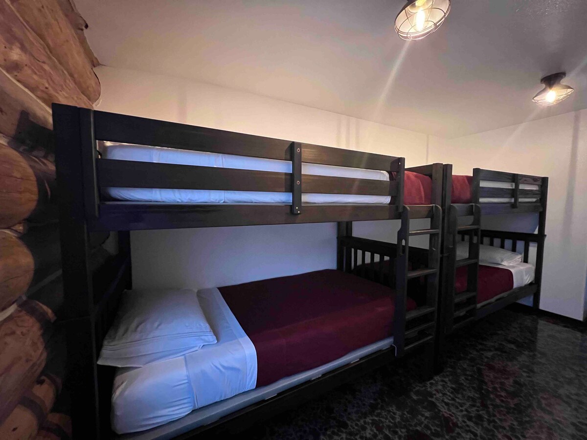 מיטות זוגיות. 