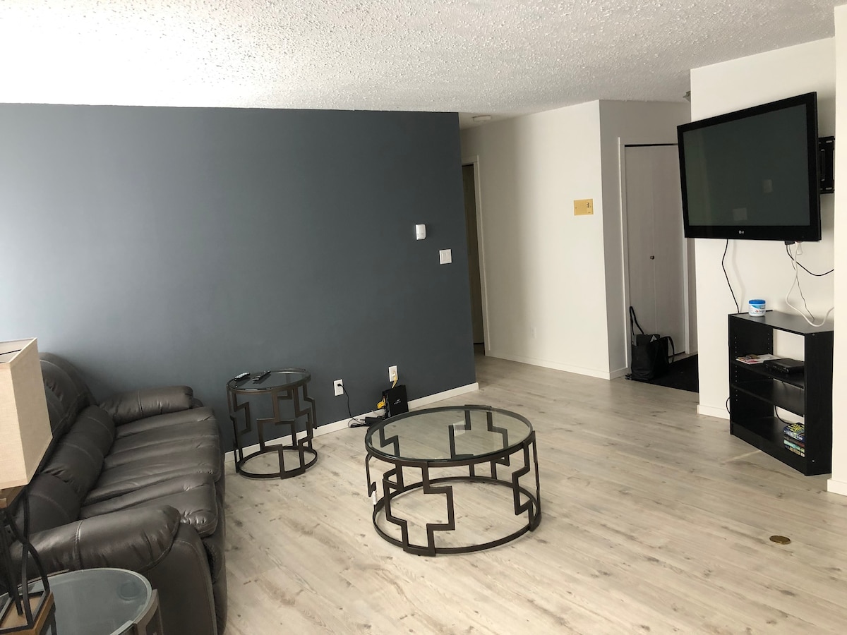 1 Bedroom furnished suite in Kindersley Condominiums for Rent in