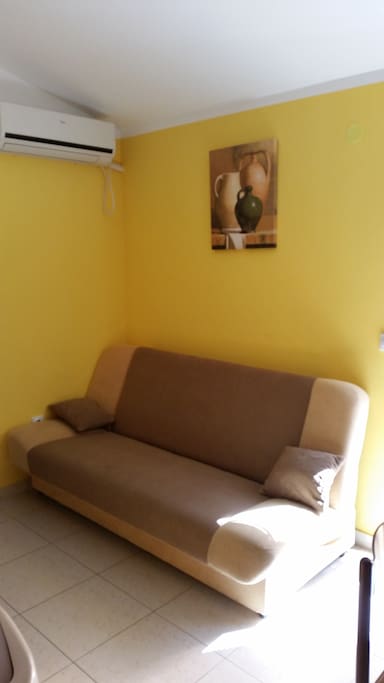 Couch and clima