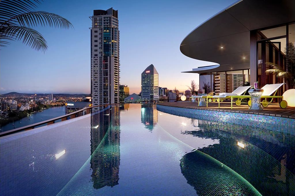 Infinity Rooftop Pool