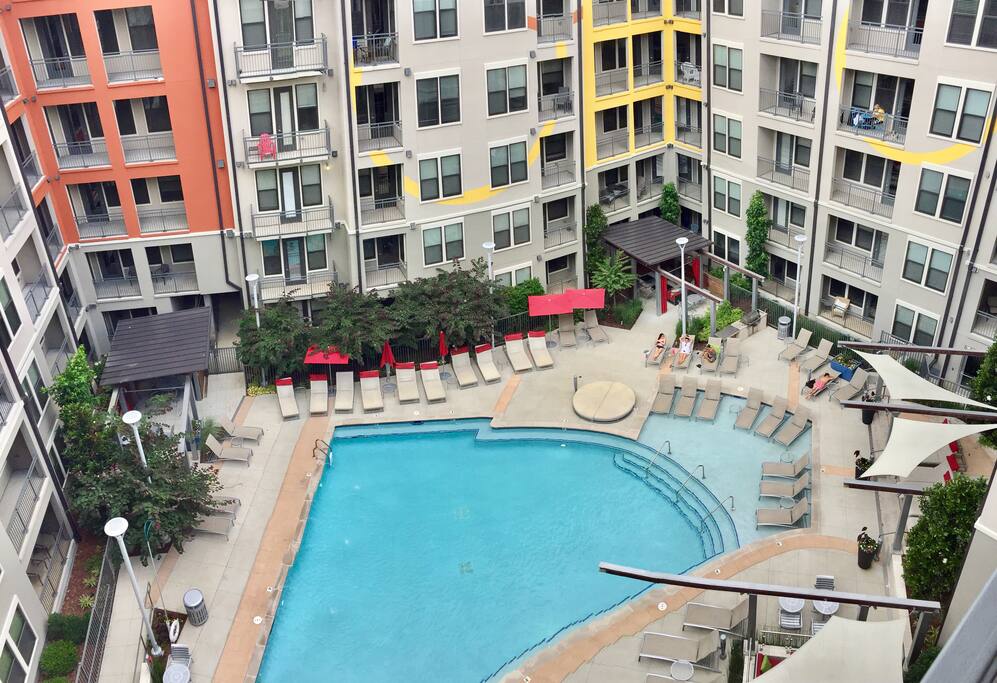 Full pic of the pool!