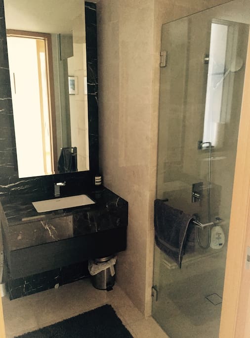 Modern Bathroom