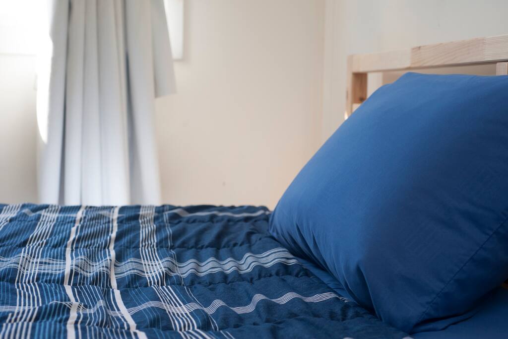 Comfortable bed sheet set