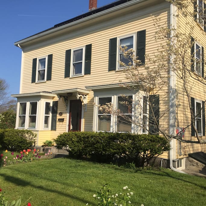 1850 restored colonial