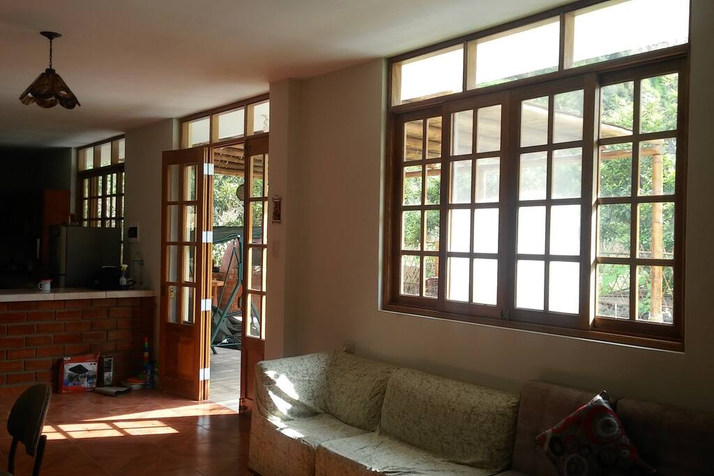 SALA Y COMEDOR AMERICANO