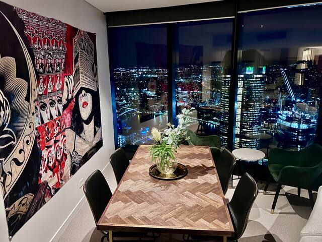 Best View in Brisbane level 69 Over the river gallery image 5