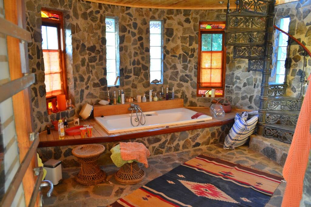 Jacuzzi